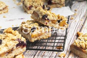 Vegan Peach Blueberry Crumble Bars - Set 1