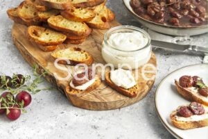 Roasted Grape Crostini - Set 5