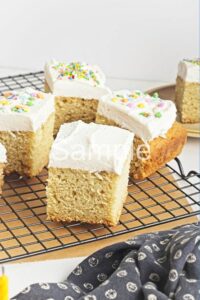 Easy Vegan Vanilla Cake - Set 1