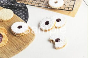 Vegan Linzer Cookies - Set 4