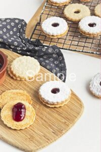 Vegan Linzer Cookies - Set 4