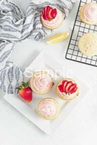 Strawberry Lemonade Cupcakes - Set 1