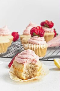 Strawberry Lemonade Cupcakes - Set 1