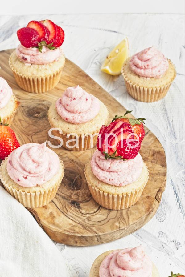 Strawberry Lemonade Cupcakes - Set 3