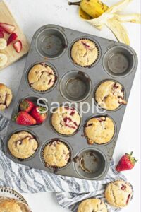 Vegan Strawberry Banana Muffins - Set 1