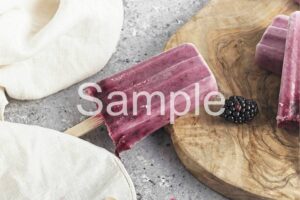 Creamy Blackberry Popsicles - Set 1