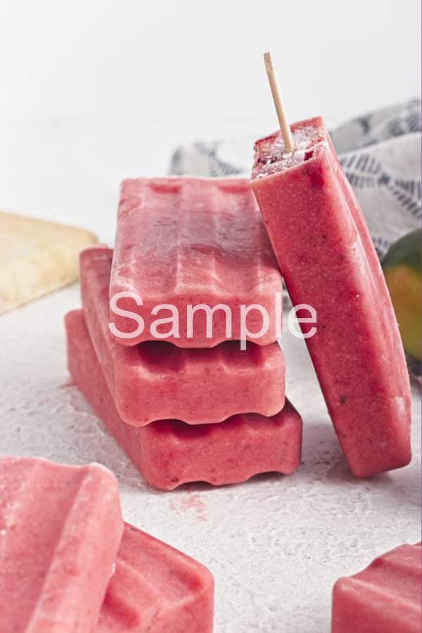 Creamy Strawberry Lime Popsicles - Set 1