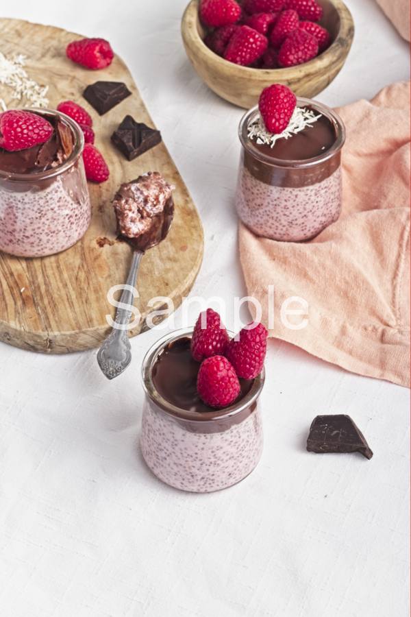Raspberry Chocolate Chia Pudding - Set 5