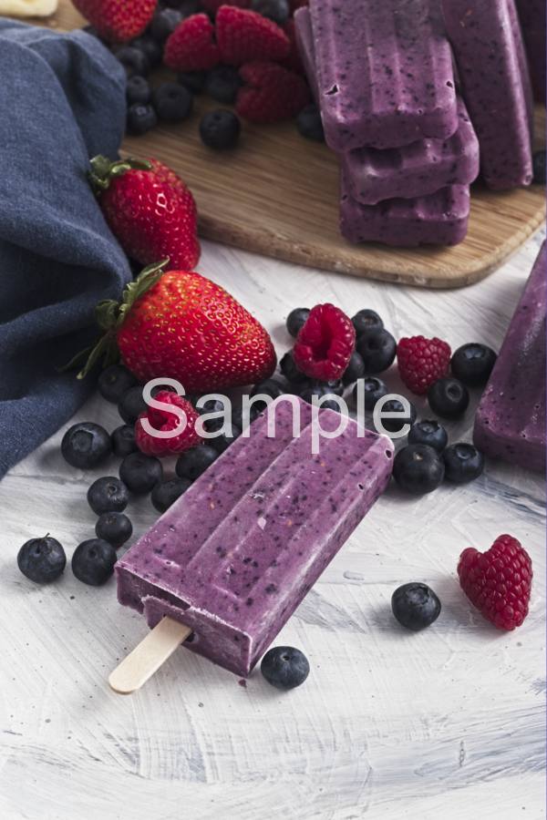 Triple Berry Smoothie Popsicles - Set 3