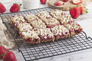 Strawberry Crumb Bars PLR