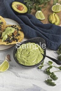 Vegan Avocado Crema - Set 4
