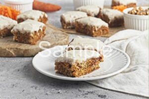 Vegan Carrot Cake Bars - Set 4