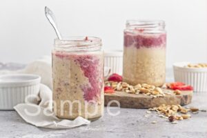 PB and Jam Overnight Oats - Set 4