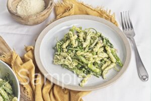 Creamy Pesto Chicken Pasta Salad - Set 4