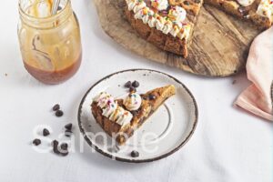 Caramel Chocolate Chip Cookie Cake - Set 1